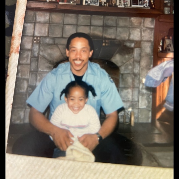 Meet your Posher, Netia - Picture 2 of 4